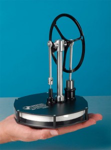 Stirling engine on warm hand